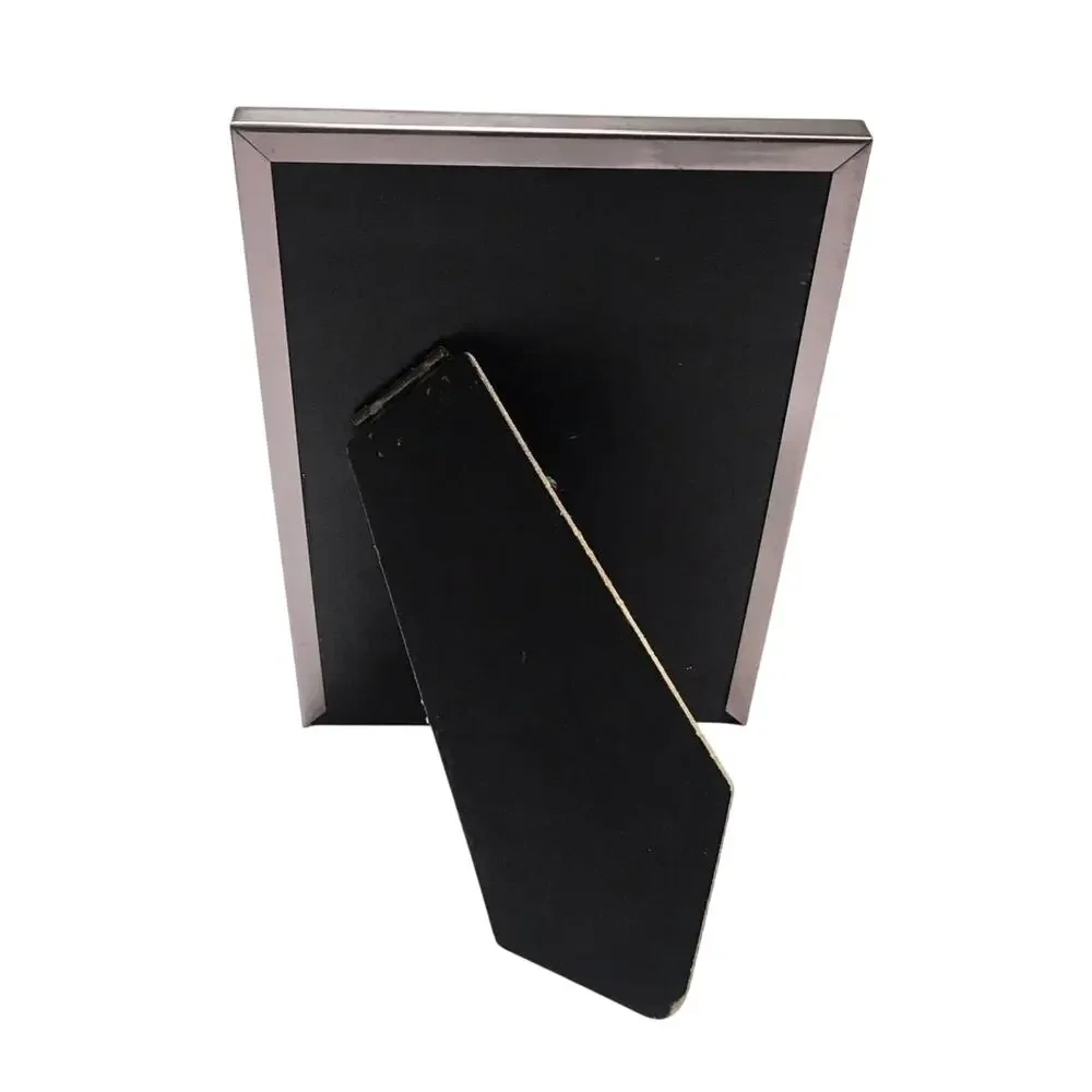 Classic Metal Picture Frame